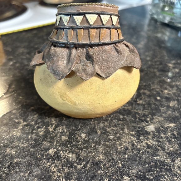 Small Native American - Picture 3 of 3